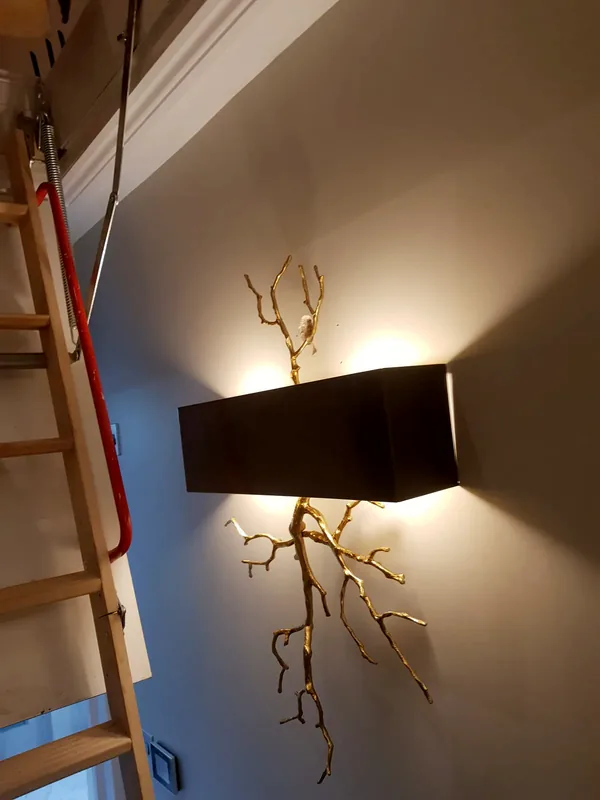 Hallway: Feature wall light